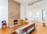 62 W Huron St Image